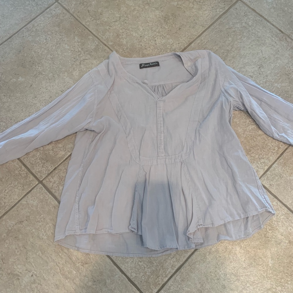 JP and Mattie cotton tunic. Barley worn. Light lilac
